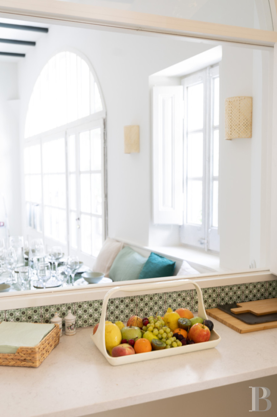 À Cadaqués, en Catalogne, une vaste maison des années 1920 dans le centre du village - photo  n°6